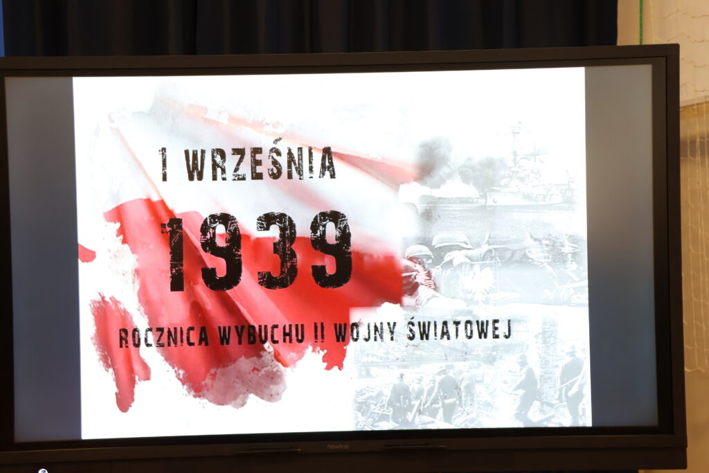 tablica informacyjna 1 września